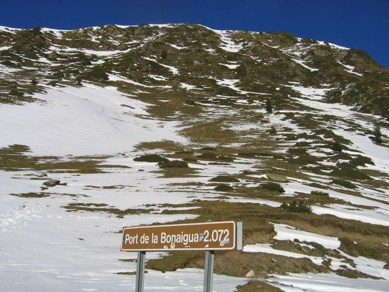 Ansicht von Bonaigua, Spanien. Allgemeine Darstellung des Orts oder Gebiets; kein Nachweis für die Lage eines einzelnen Katalogsektors oder Verleihgeschäfts.